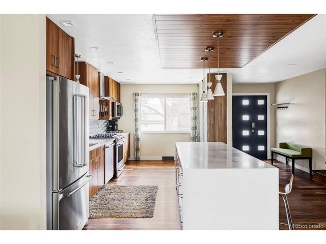 7497 W Cedar Cir, Lakewood, CO 80226