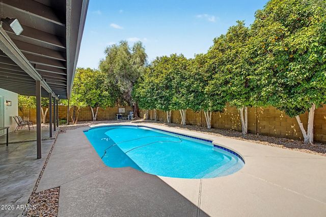 2602 E LARKSPUR Drive, Phoenix, AZ 85032