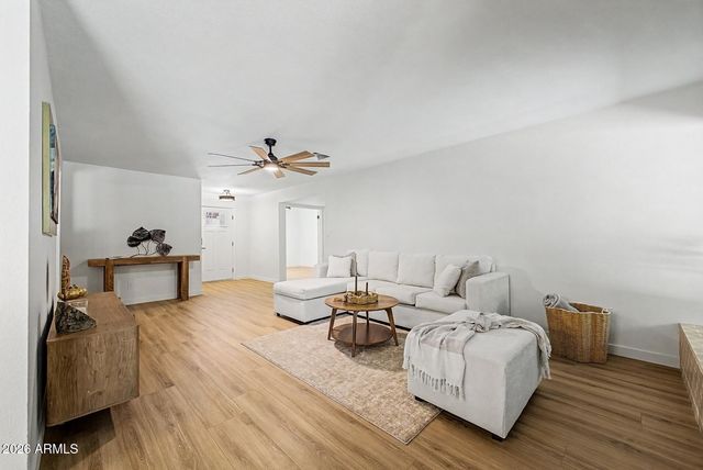 2602 E LARKSPUR Drive, Phoenix, AZ 85032
