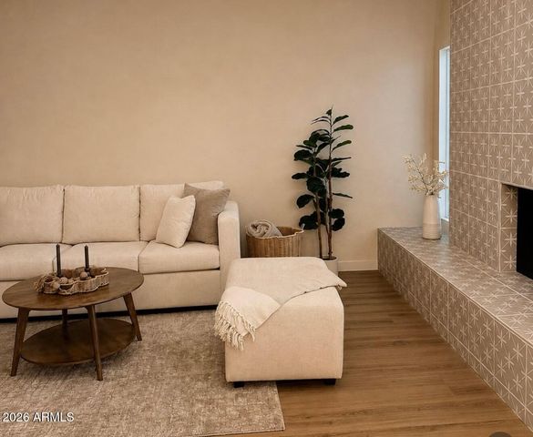 2602 E LARKSPUR Drive, Phoenix, AZ 85032