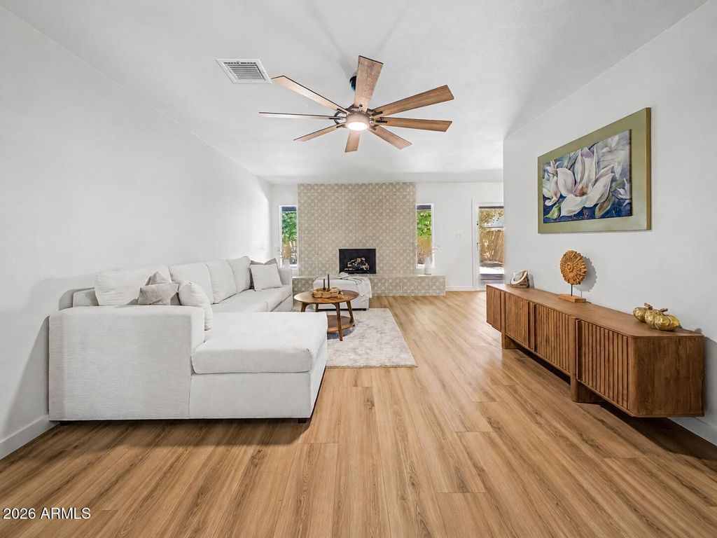 2602 E LARKSPUR Drive, Phoenix, AZ 85032 — photo 4