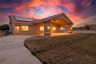 8755 Lilac Road, Oak Hills, CA 92344