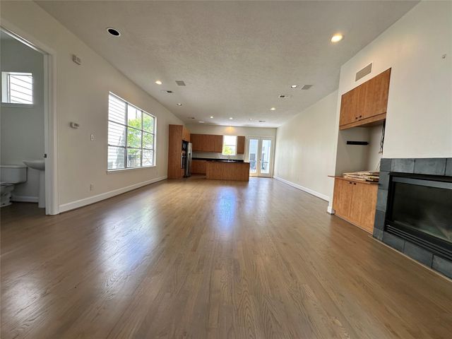 2713 Crawford Street, Houston, TX 77004