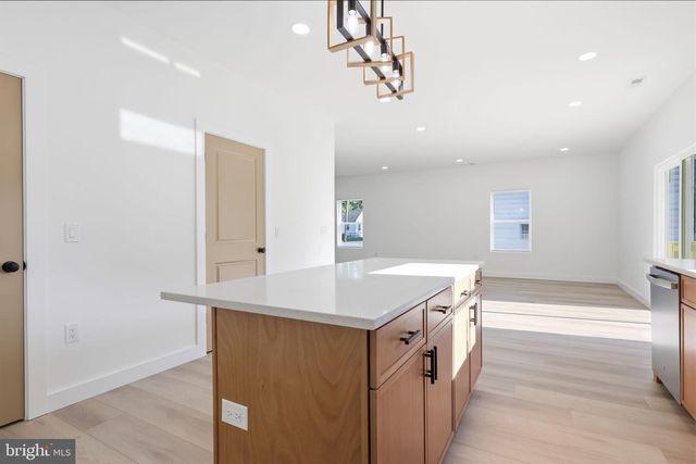 315 WESTMINSTER AVE, Bristol, PA 19007
