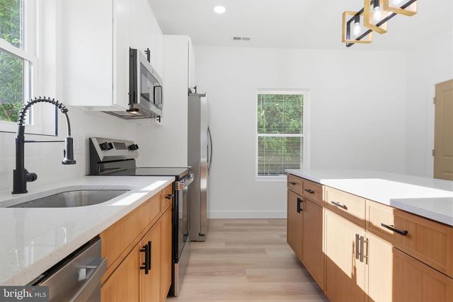 315 WESTMINSTER AVE, Bristol, PA 19007