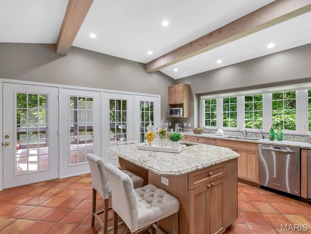 8767 John McKeever Road, Pacific, MO 63069