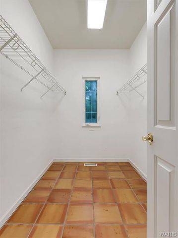8767 John McKeever Road, Pacific, MO 63069