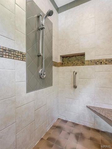 8767 John McKeever Road, Pacific, MO 63069