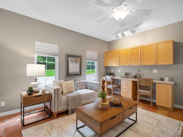 8767 John McKeever Road, Pacific, MO 63069