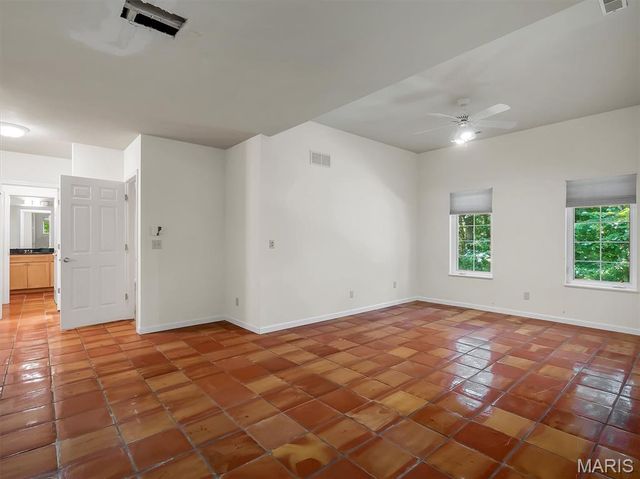 8767 John McKeever Road, Pacific, MO 63069