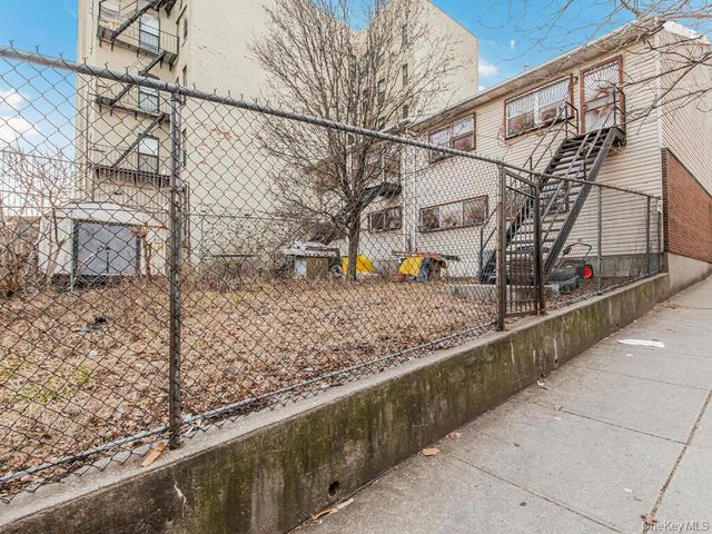 1568 Bryant Avenue, Bronx, NY 10460