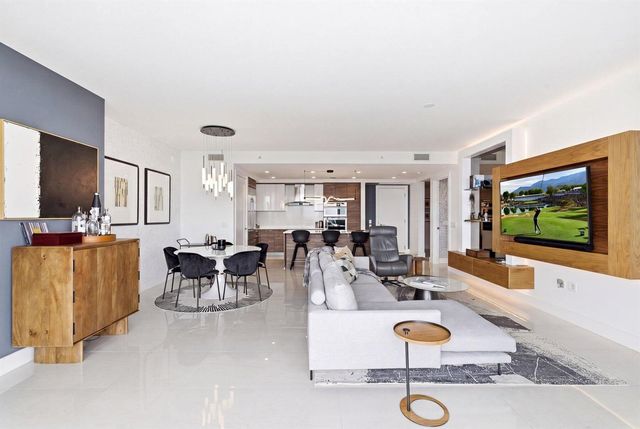 100 E Las Olas Boulevard 2802, Fort Lauderdale, FL 33301