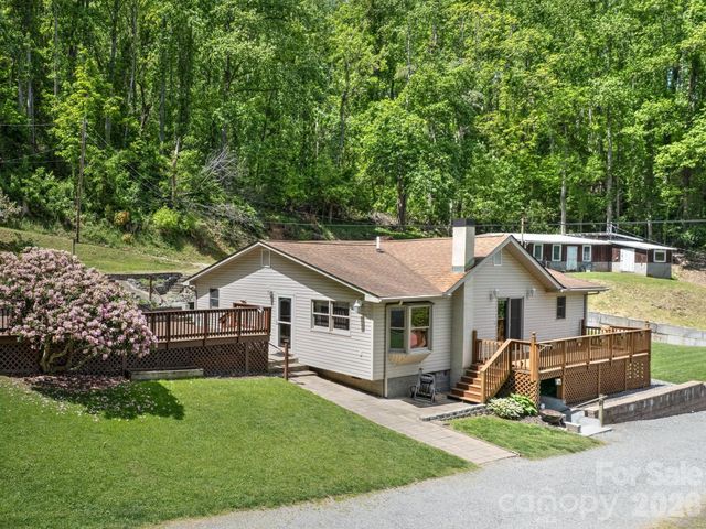 50 Eller Hollow Road, Weaverville, NC 28787