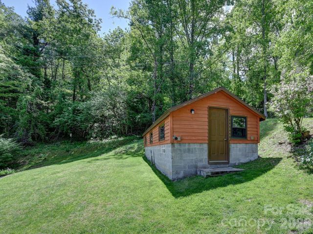 50 Eller Hollow Road, Weaverville, NC 28787