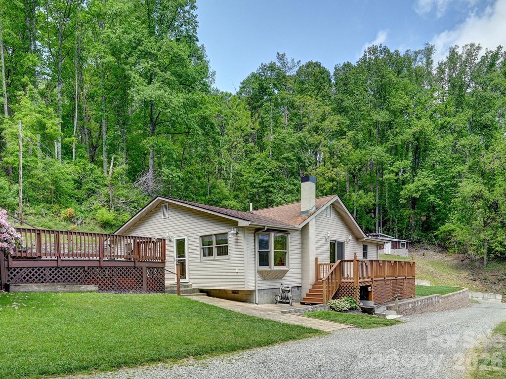50 Eller Hollow Road, Weaverville, NC 28787