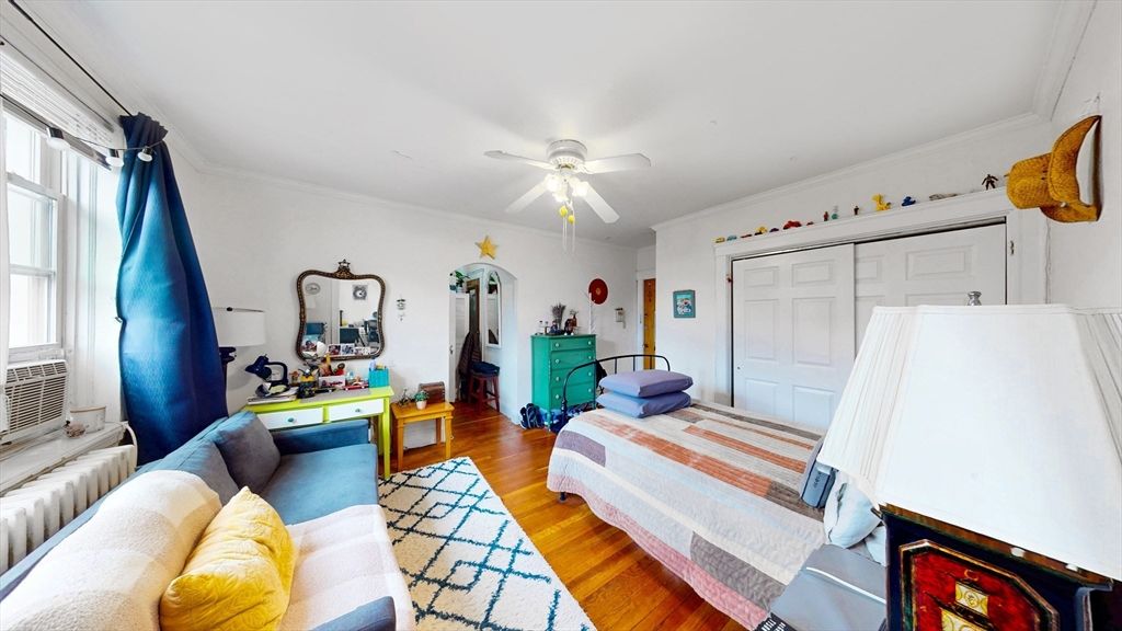 15 Governors Ave 19, Medford, MA 02155