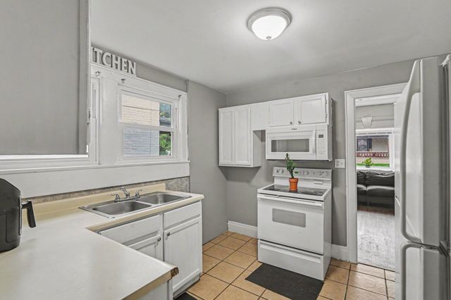 3515 Carlisle Avenue, Latonia, KY 41015