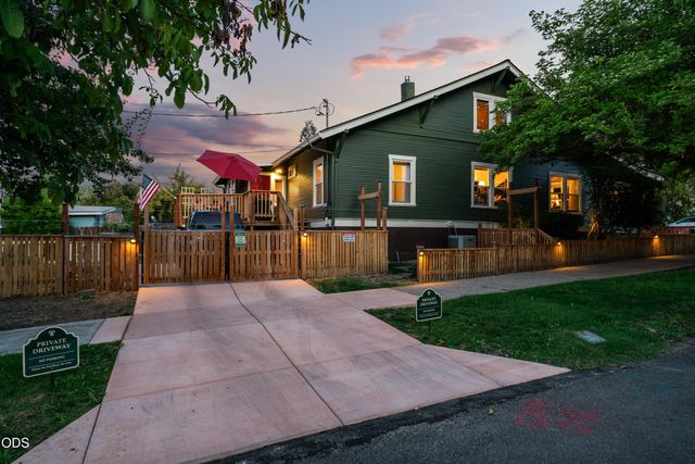 311 B Street, Ashland, OR 97520