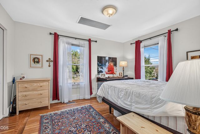 311 B Street, Ashland, OR 97520