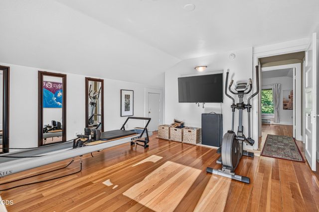 311 B Street, Ashland, OR 97520