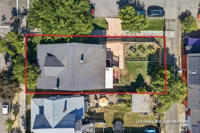 311 B Street, Ashland, OR 97520