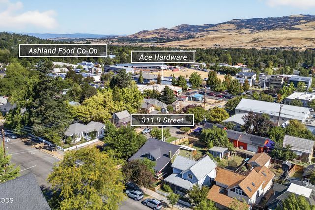 311 B Street, Ashland, OR 97520