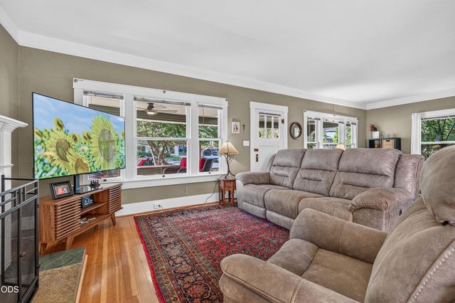 311 B Street, Ashland, OR 97520