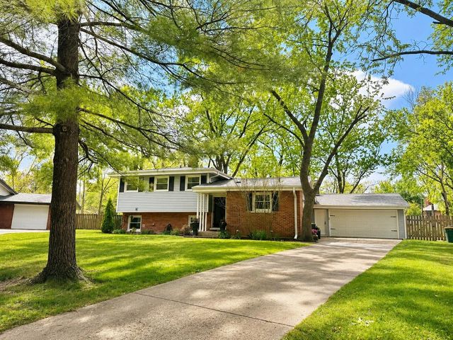 530 Princeton Lane, Deerfield, IL 60015