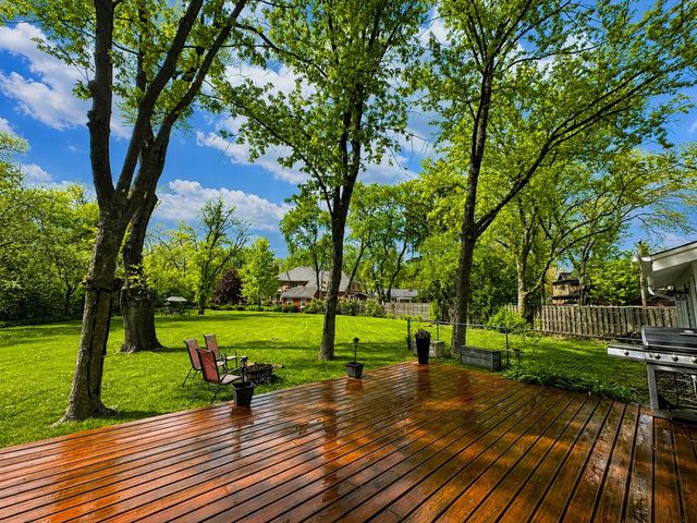 530 Princeton Lane, Deerfield, IL 60015