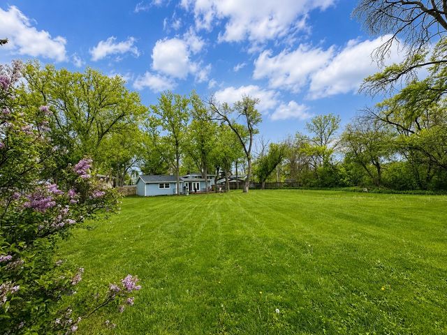 530 Princeton Lane, Deerfield, IL 60015