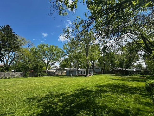 530 Princeton Lane, Deerfield, IL 60015