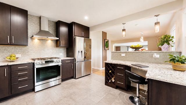 530 Princeton Lane, Deerfield, IL 60015