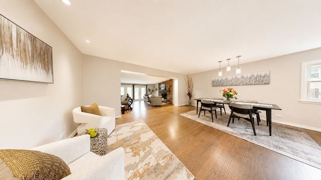 530 Princeton Lane, Deerfield, IL 60015