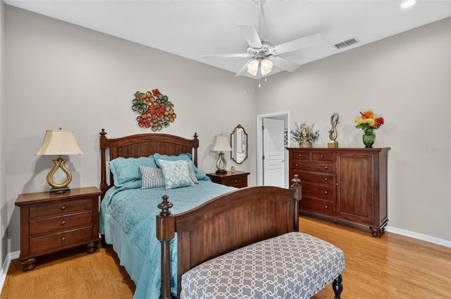 5008 LAKEVIEW BOULEVARD, Lakeland, FL 33813