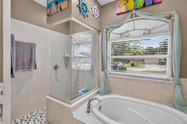 5008 LAKEVIEW BOULEVARD, Lakeland, FL 33813