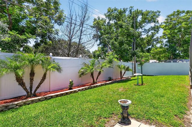 5008 LAKEVIEW BOULEVARD, Lakeland, FL 33813