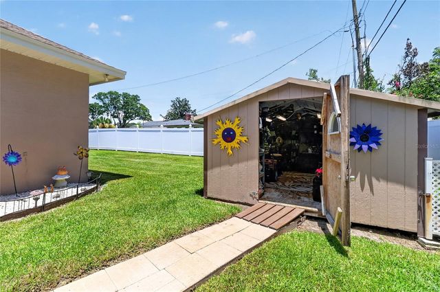 5008 LAKEVIEW BOULEVARD, Lakeland, FL 33813