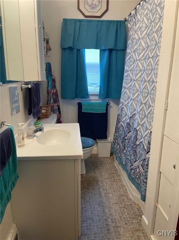 57 State Street, Vernon, NY 13421