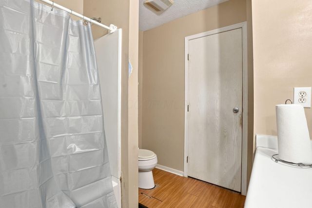 4649 Hobson Drive, 12C, Columbus, OH 43228