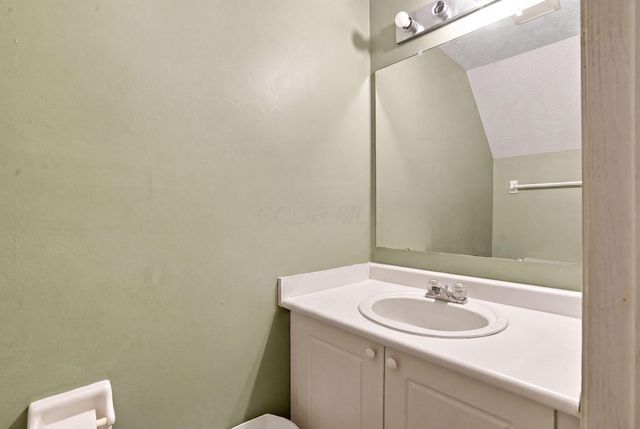 4649 Hobson Drive, 12C, Columbus, OH 43228