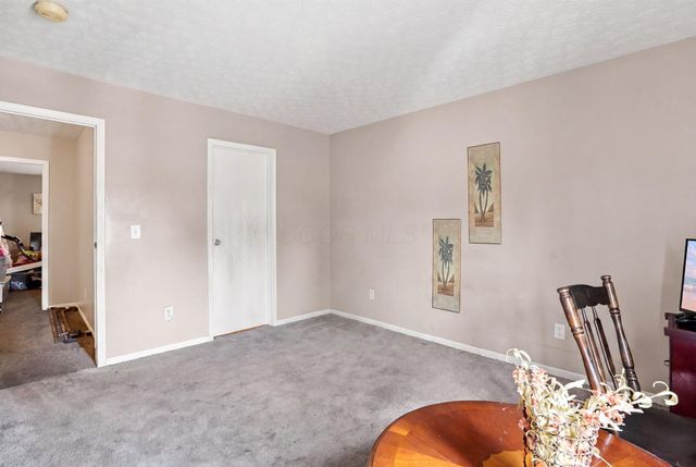 4649 Hobson Drive, 12C, Columbus, OH 43228