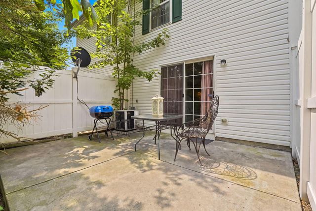 4649 Hobson Drive, 12C, Columbus, OH 43228