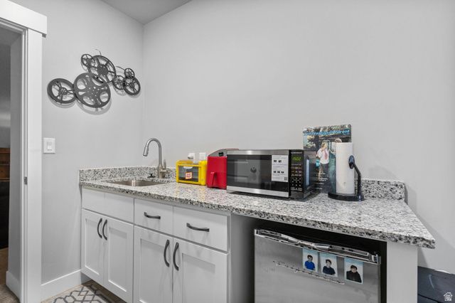 7889 N BRISTLECONE RD, Eagle Mountain, UT 84005