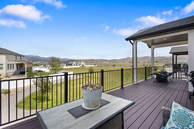 7889 N BRISTLECONE RD, Eagle Mountain, UT 84005