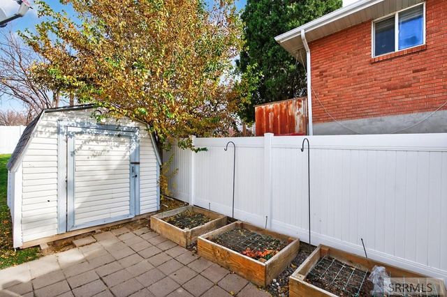 1242 E Alameda Road, Pocatello, ID 83201