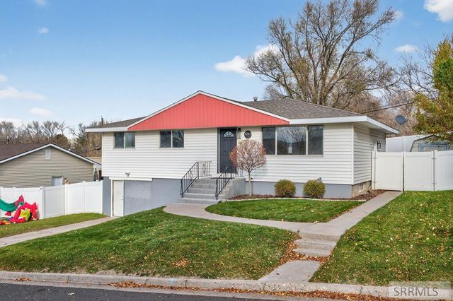 1242 E Alameda Road, Pocatello, ID 83201