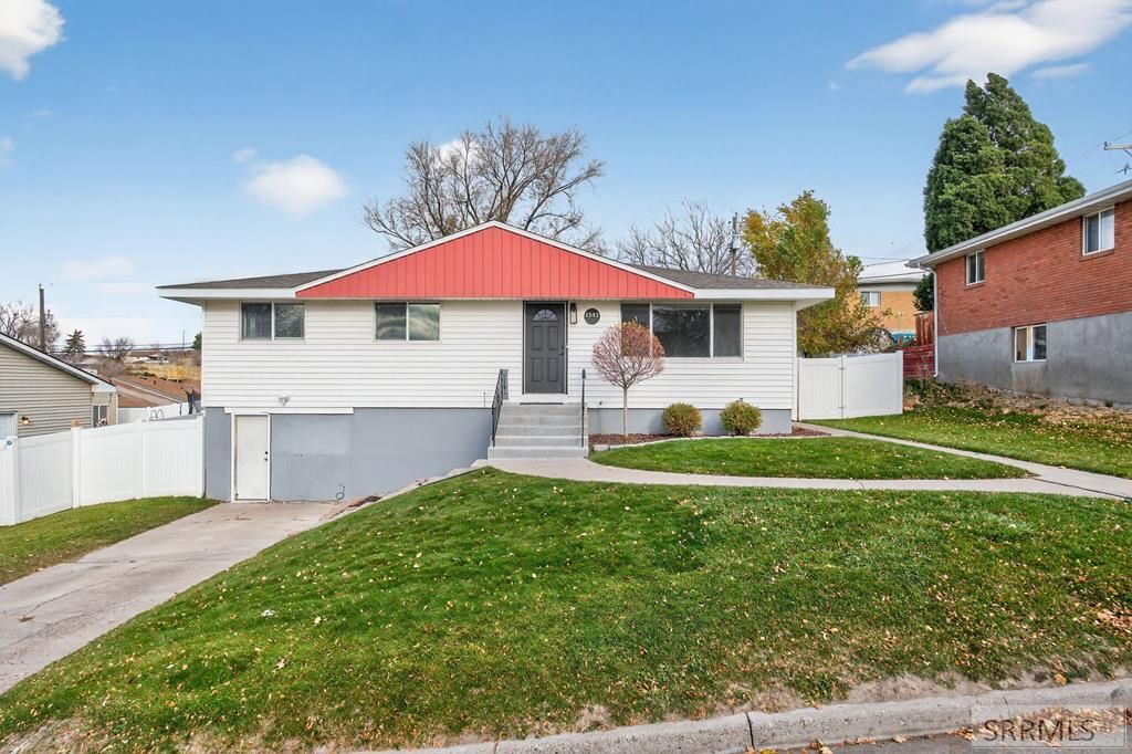 1242 E Alameda Road, Pocatello, ID 83201