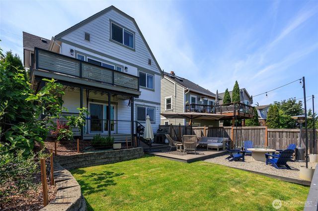 1070 25th Avenue E, Seattle, WA 98112