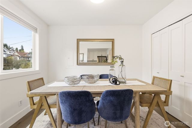 1070 25th Avenue E, Seattle, WA 98112