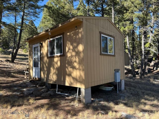 91 Upper Radar Creek Road, Whitehall, MT 59759